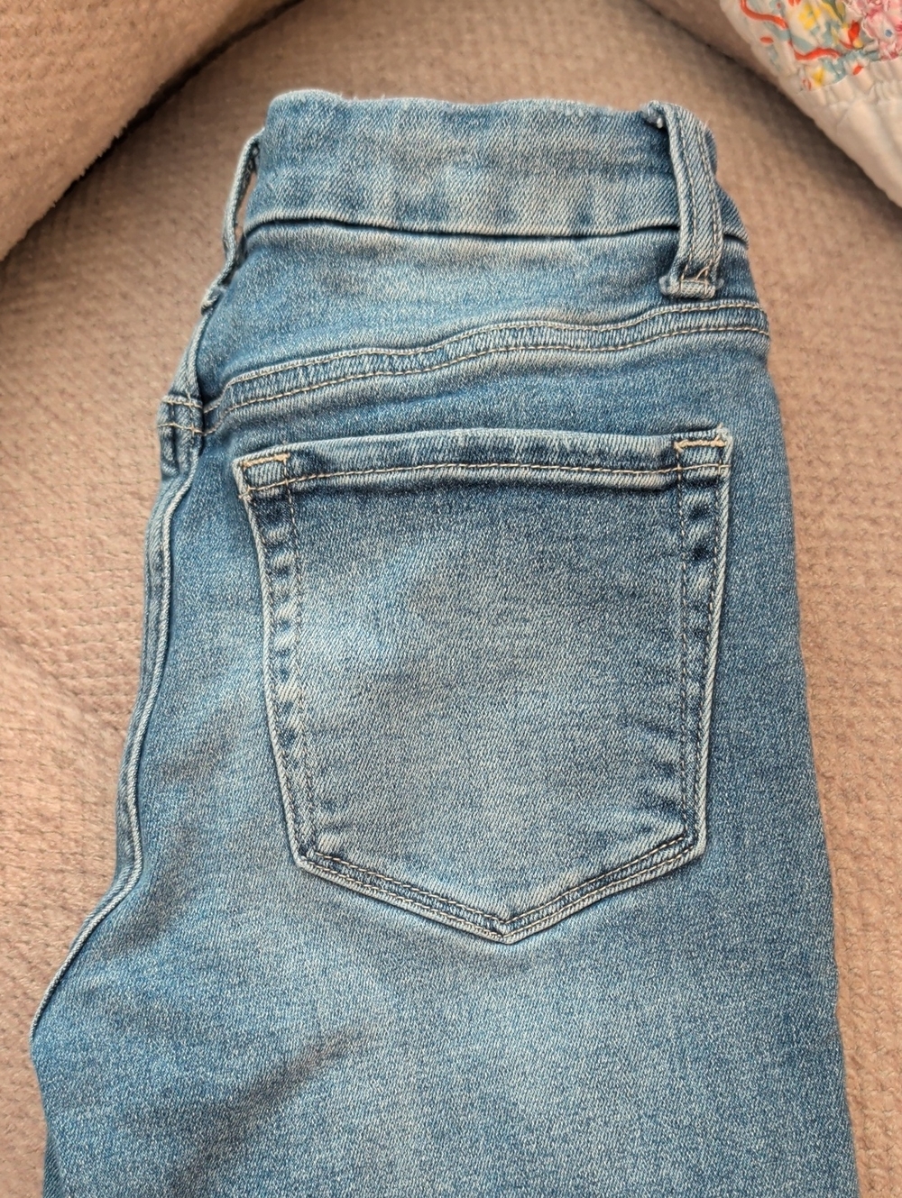 Vervet Size 27 Mid rise Crop Slim Straight